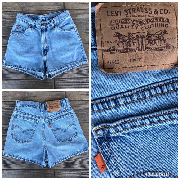 Vintage Levis 92 Slim Fit Denim Shorts 